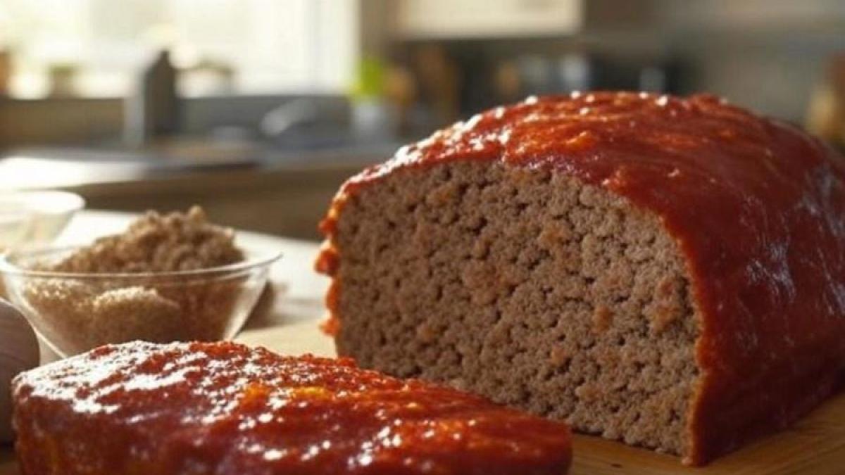 Easy Homemade Meatloaf with Rich Tomato Glaze