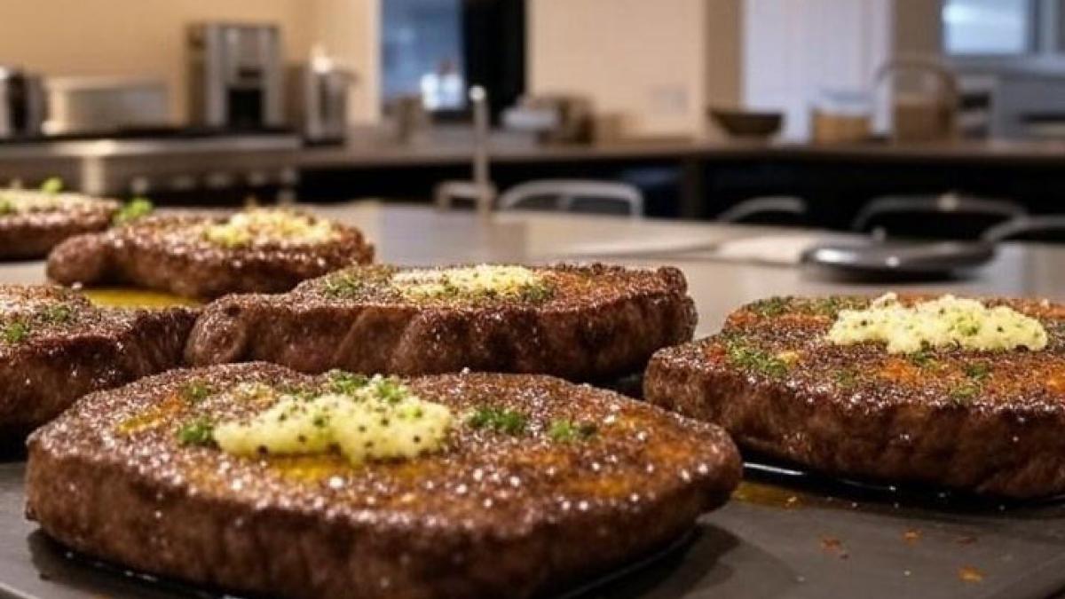 Perfectly Grilled Steak with Garlic Butter