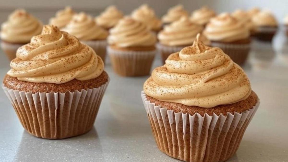Simple Spiced Chai Cupcakes with Cinnamon Frosting