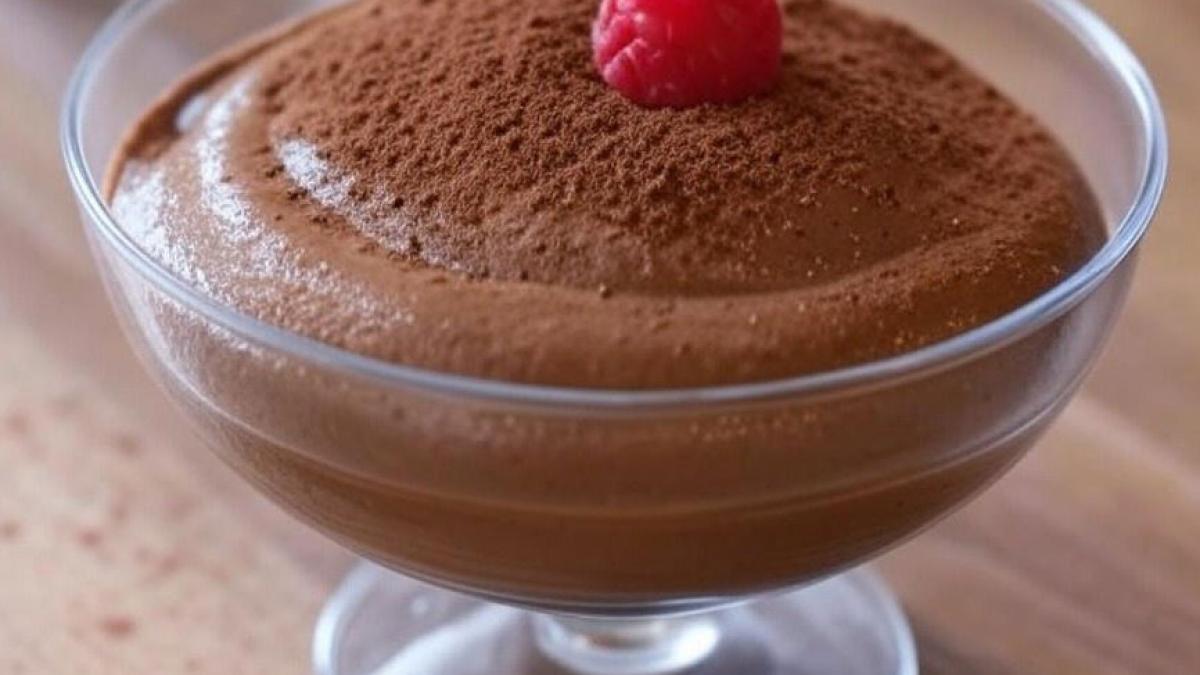 Guilt-Free Chocolate Avocado Mousse for New Year Resolutions