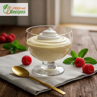 Classic Vanilla Cream Recipe – Easy Dessert with Whipped Cream and Mascarpone