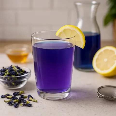 Butterfly Pea Tea – niebieska herbata + przepis